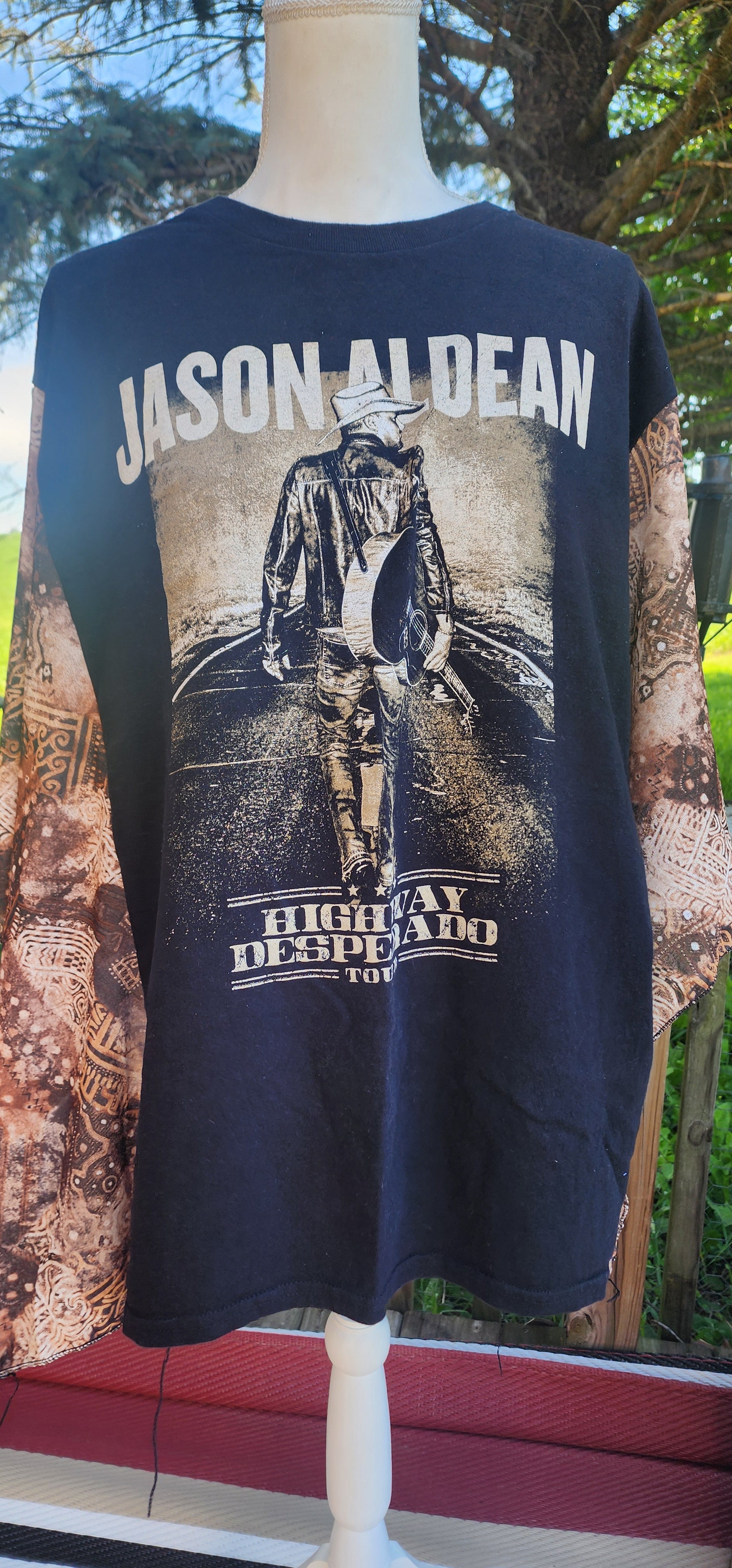 Jason Aldean poncho shirt (2xl and under)