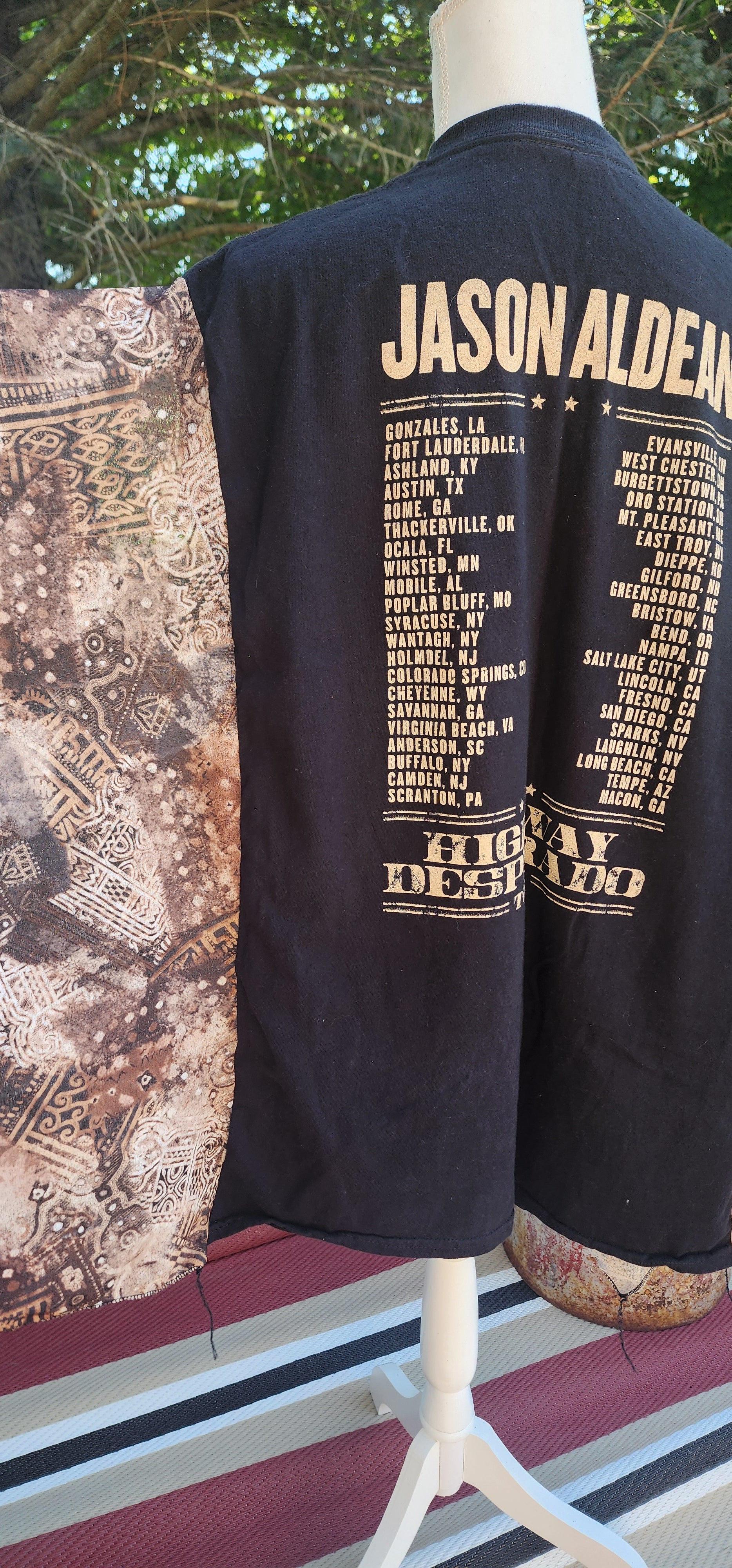 Jason Aldean poncho shirt (2xl and under)